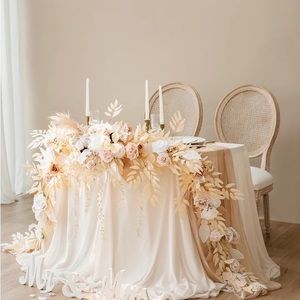 Ling’s Moment 9 ft Head Table Garland